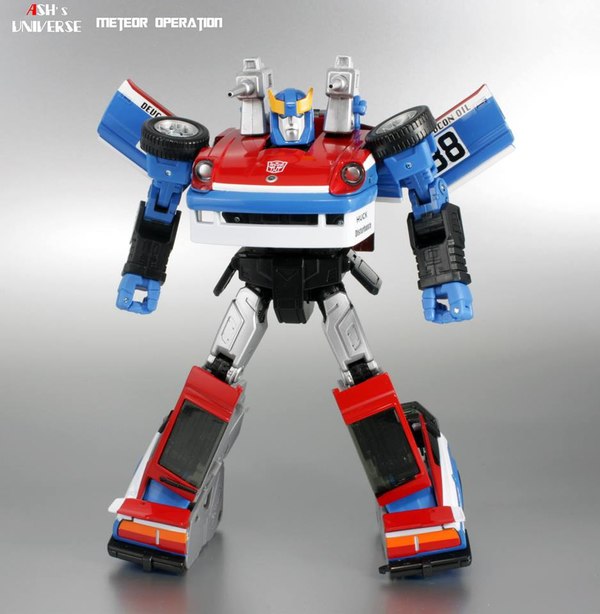 More Transformers New Masterpiece MP 19 Smokescreen Unboxing Up Close And Personal Image  (29 of 41)